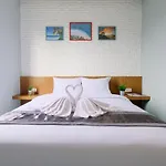 Lopi Hotel Makassar